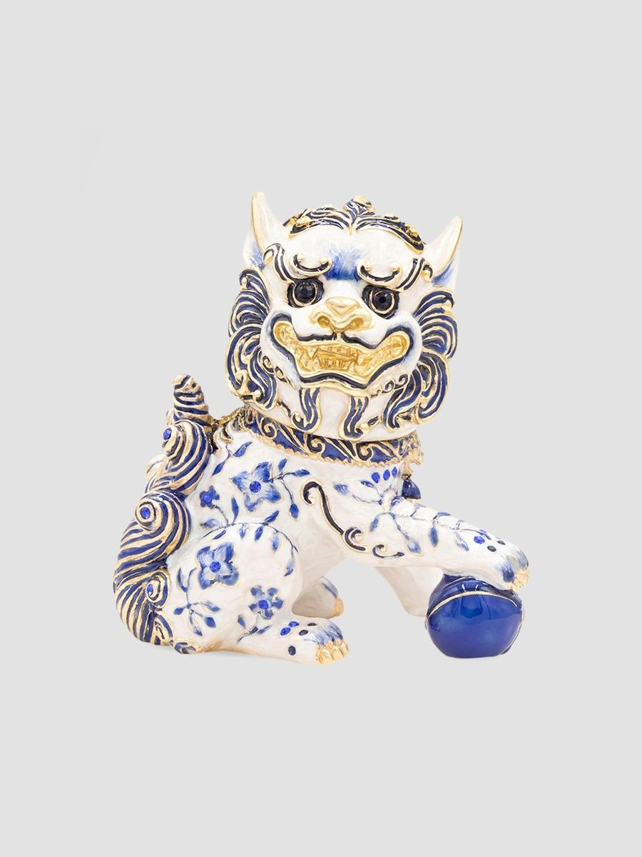 Jay Strongwater Delft Garden Shi Foo Dog Chinoiserie Figurine - Chinoiserie
