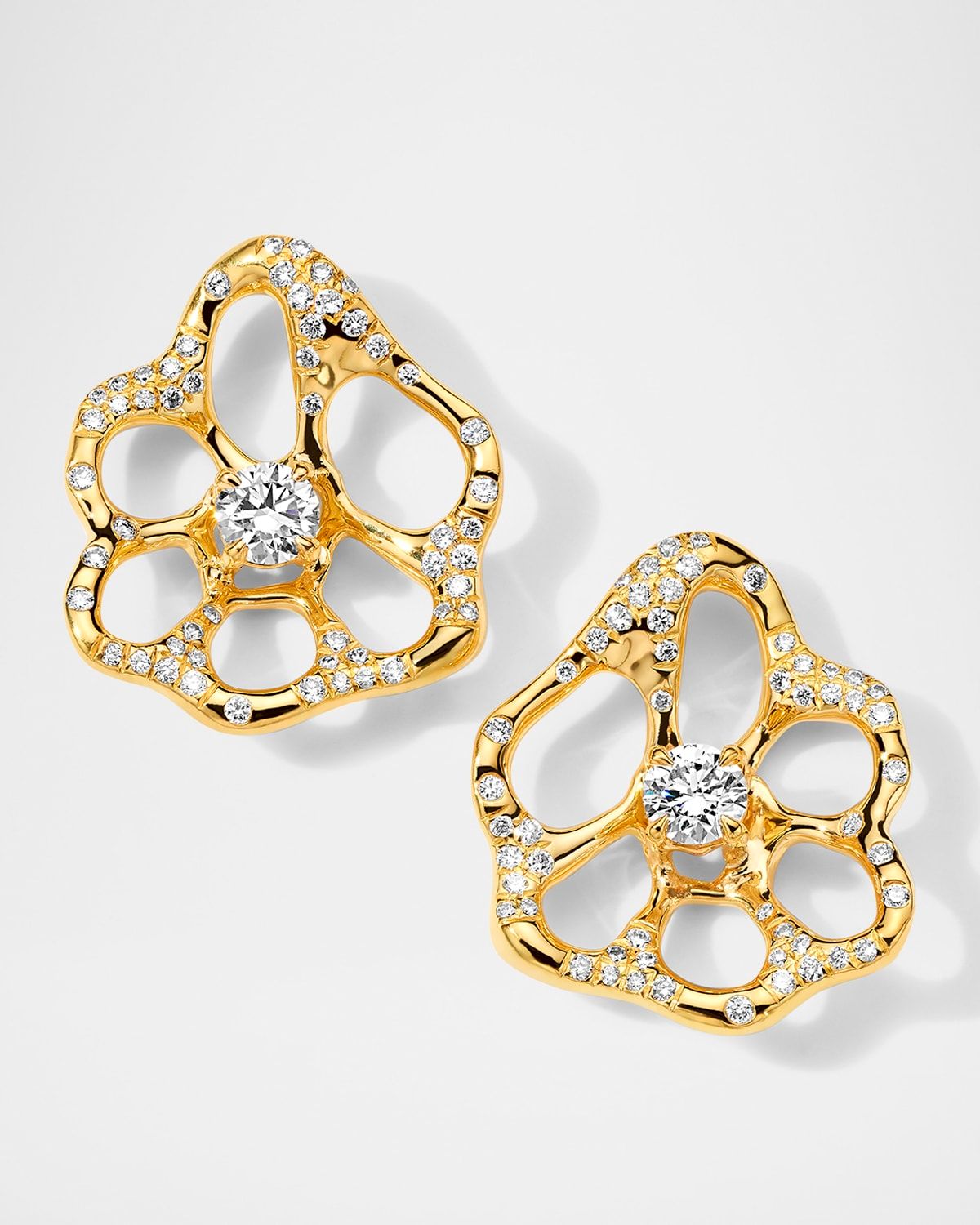 18K Stardust Drizzle Flora Medium Diamond Stud Earrings