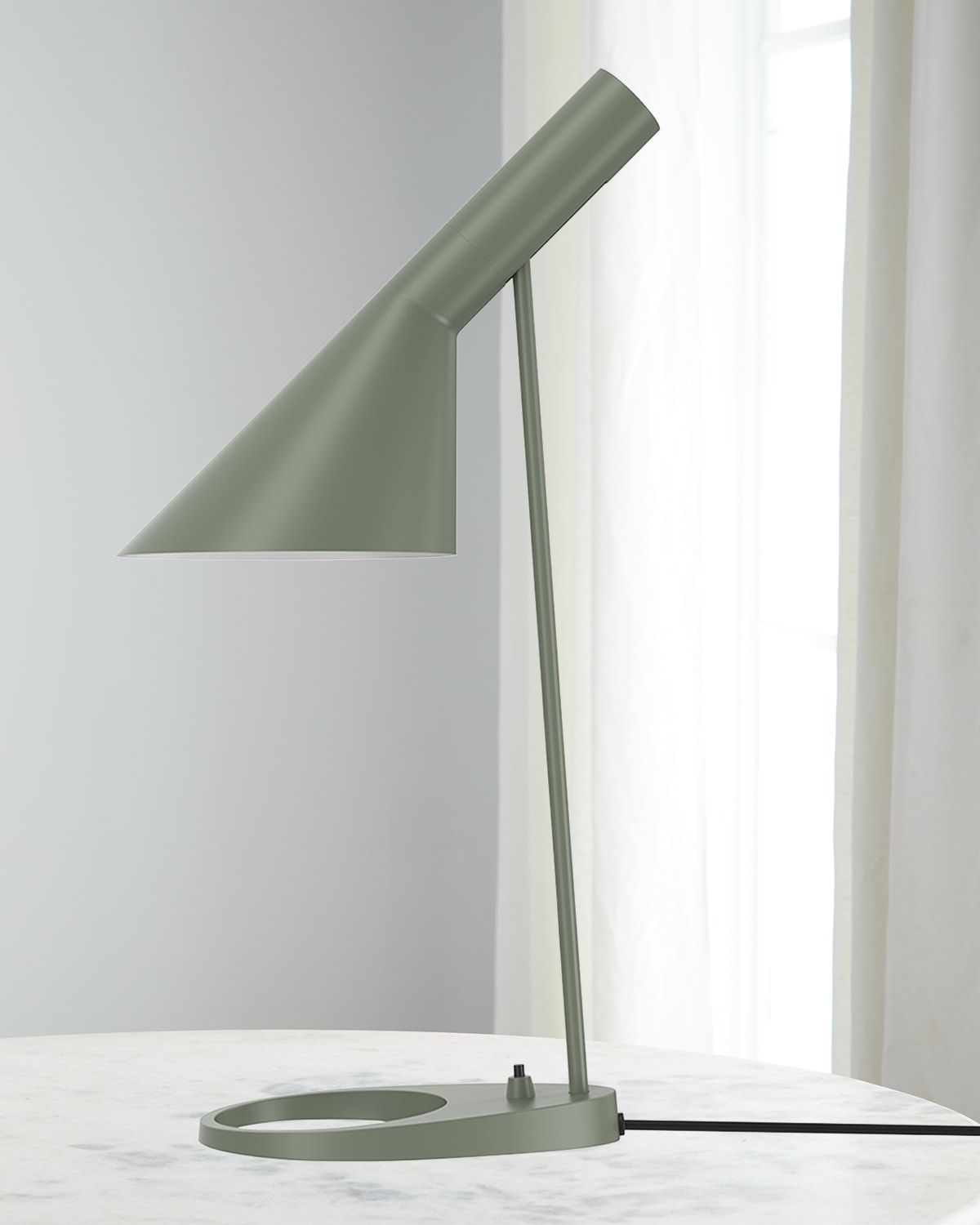 AJ 22" Adjustable Table Lamp