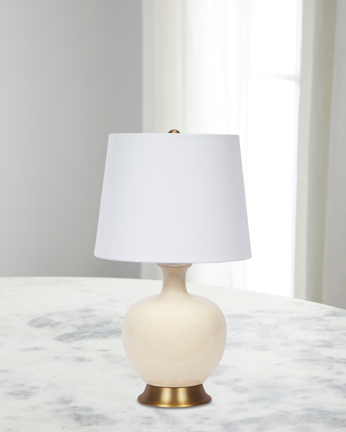 Lila 18" Table Lamp