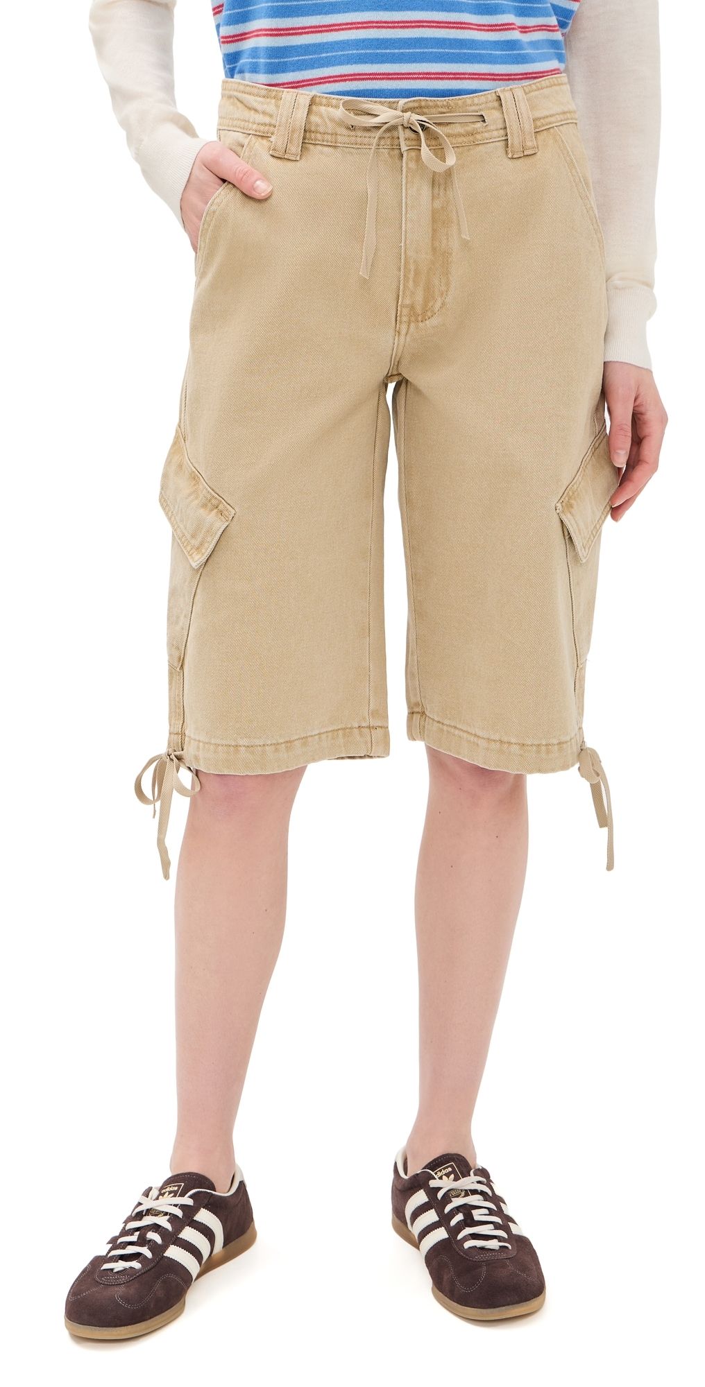 Lioness Apres Capri Shorts Stone XS