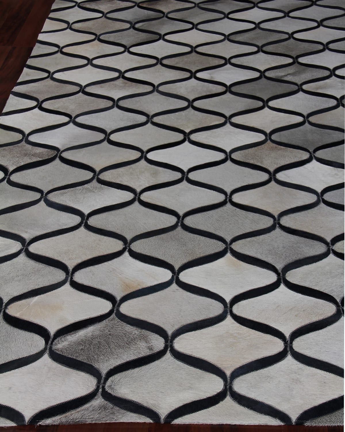 Montgomery Hairhide Rug, 12 & apos; x 15 & apos;