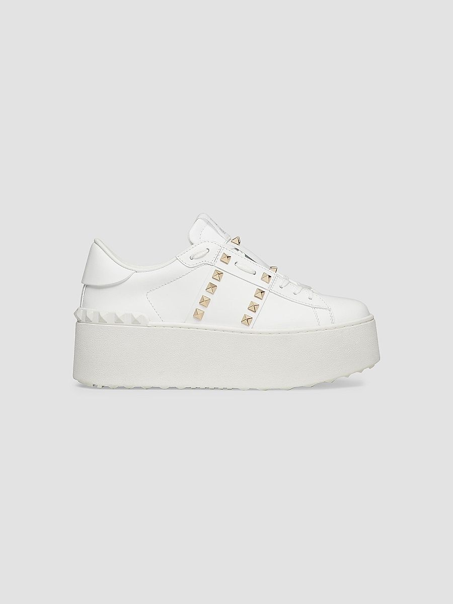 Women's Flatform Rockstud Untitled Sneakers in Calfskin - White - Size 10