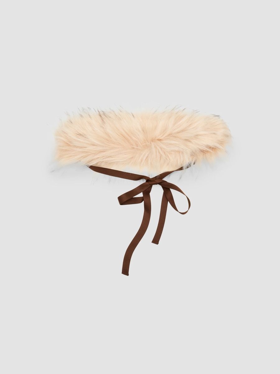 AKNVAS Women's Faux Fur Choker - Creme