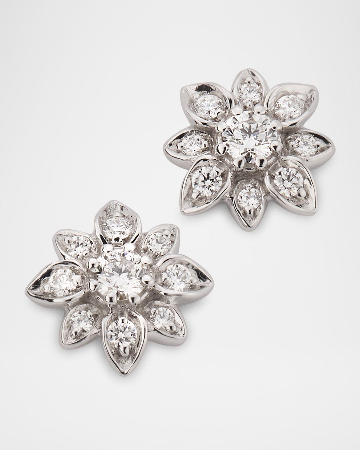 18K White Gold Diamond Flower Stud Earrings