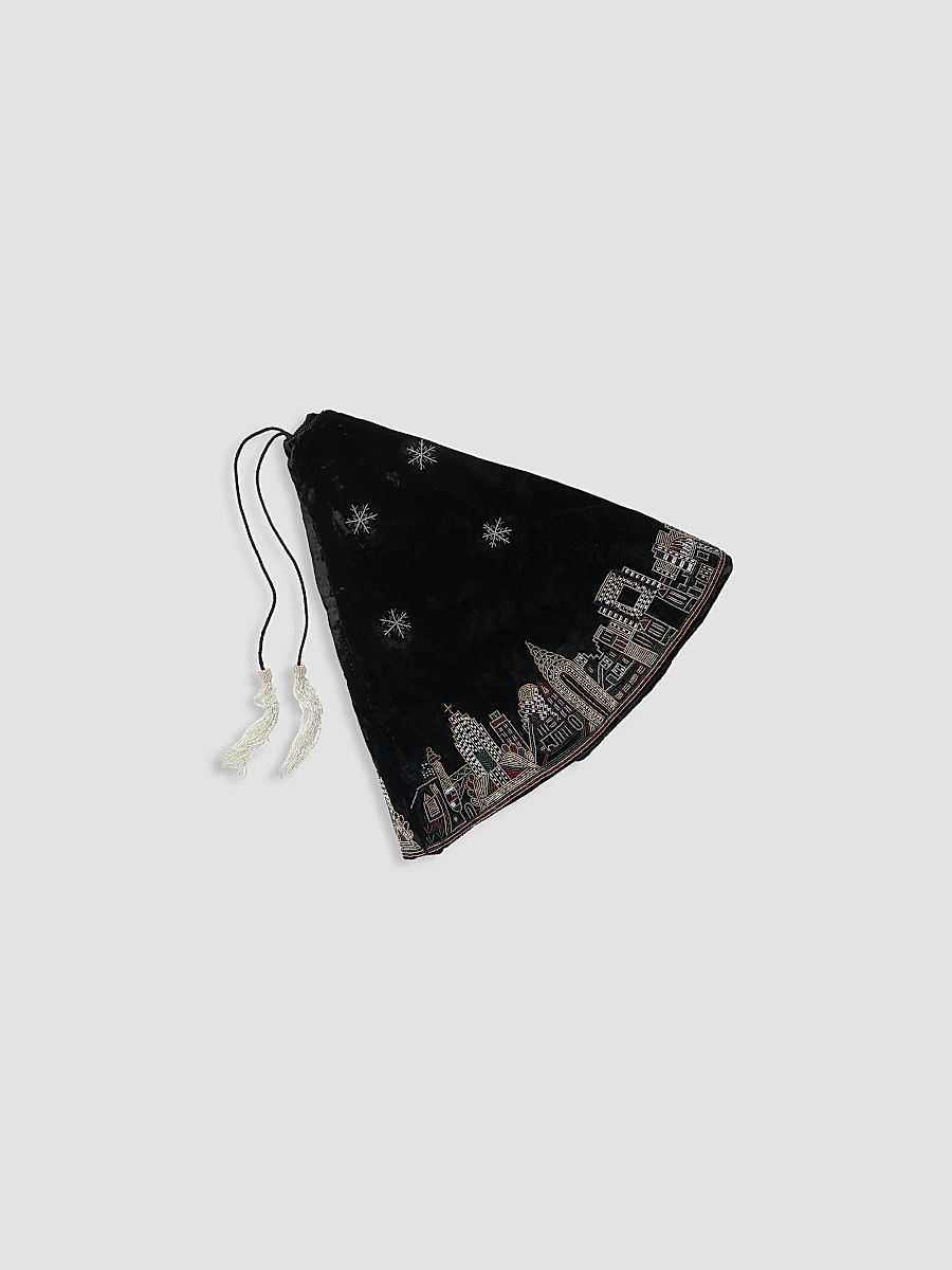 NYC Skyline Beaded Christmas Tree Skirt - Black
