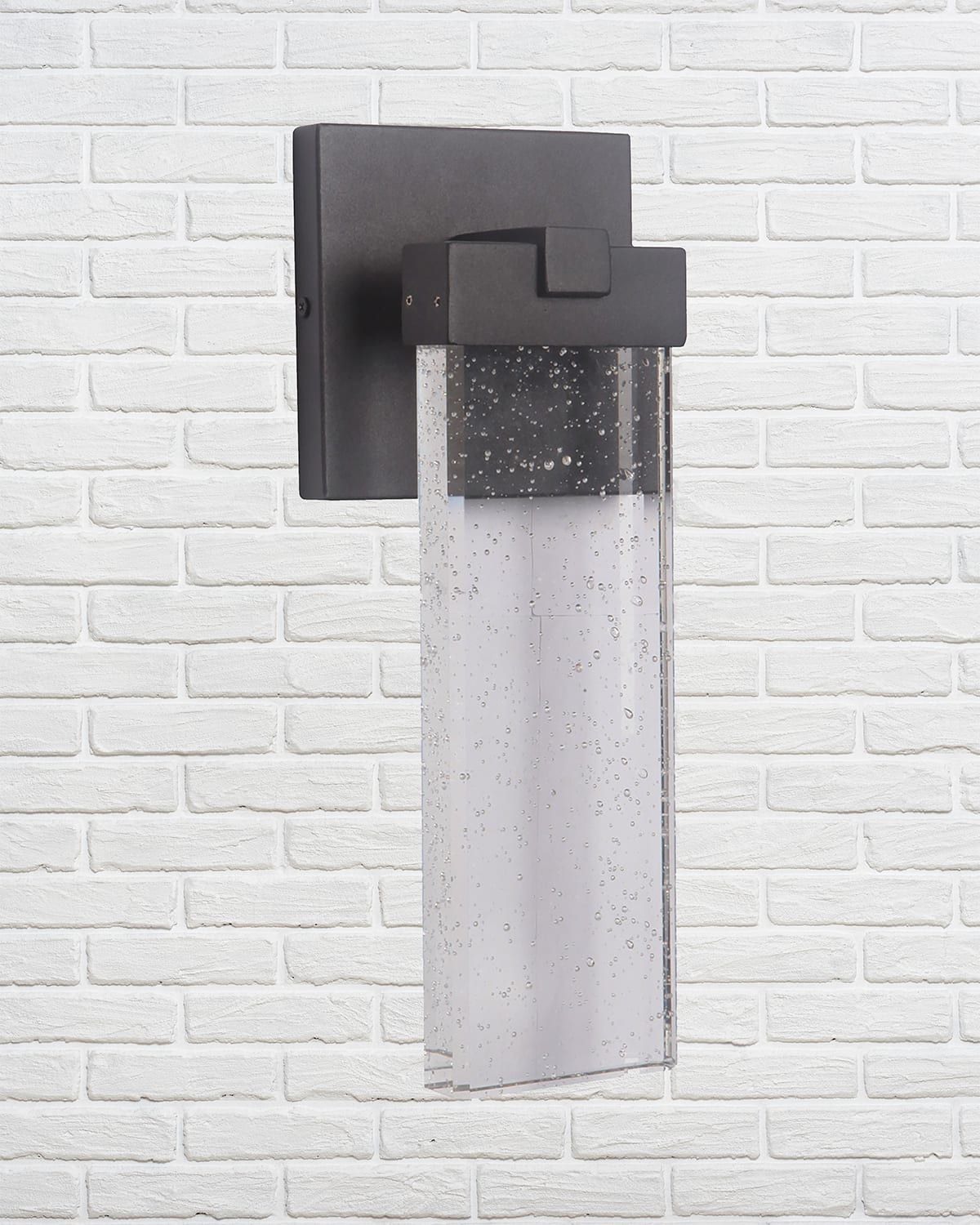 Aria 1-Light LED Outdoor Wall Mount, Matte Black