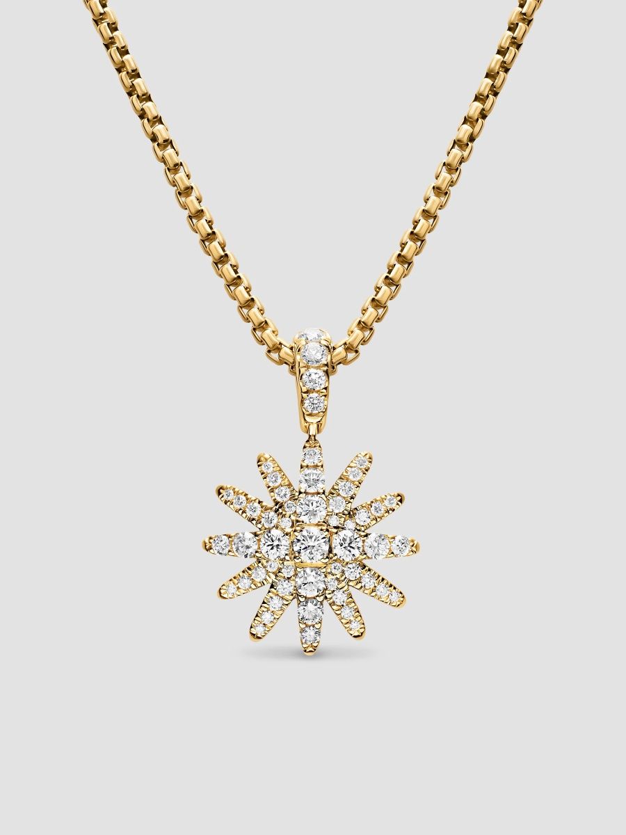 David Yurman Women's Pavé Starburst Amulet in 18K Yellow Gold with Diamonds, 15MM - Gold