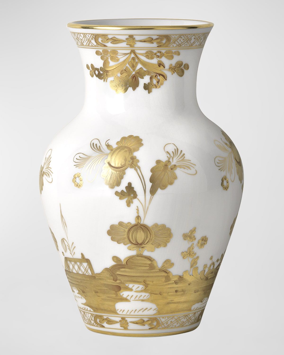 Oriente Italiano Ming Vase