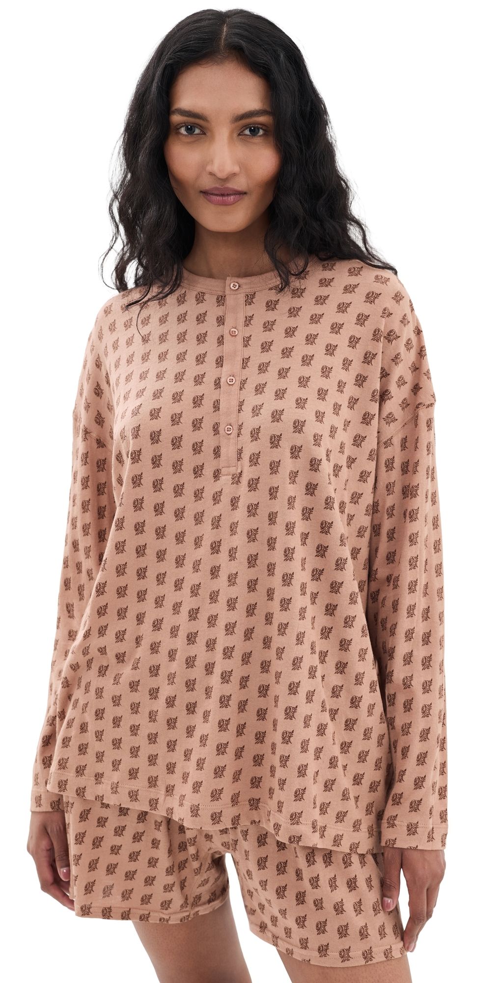 THE GREAT. The Slouch Sleep Henley Rose Print 1
