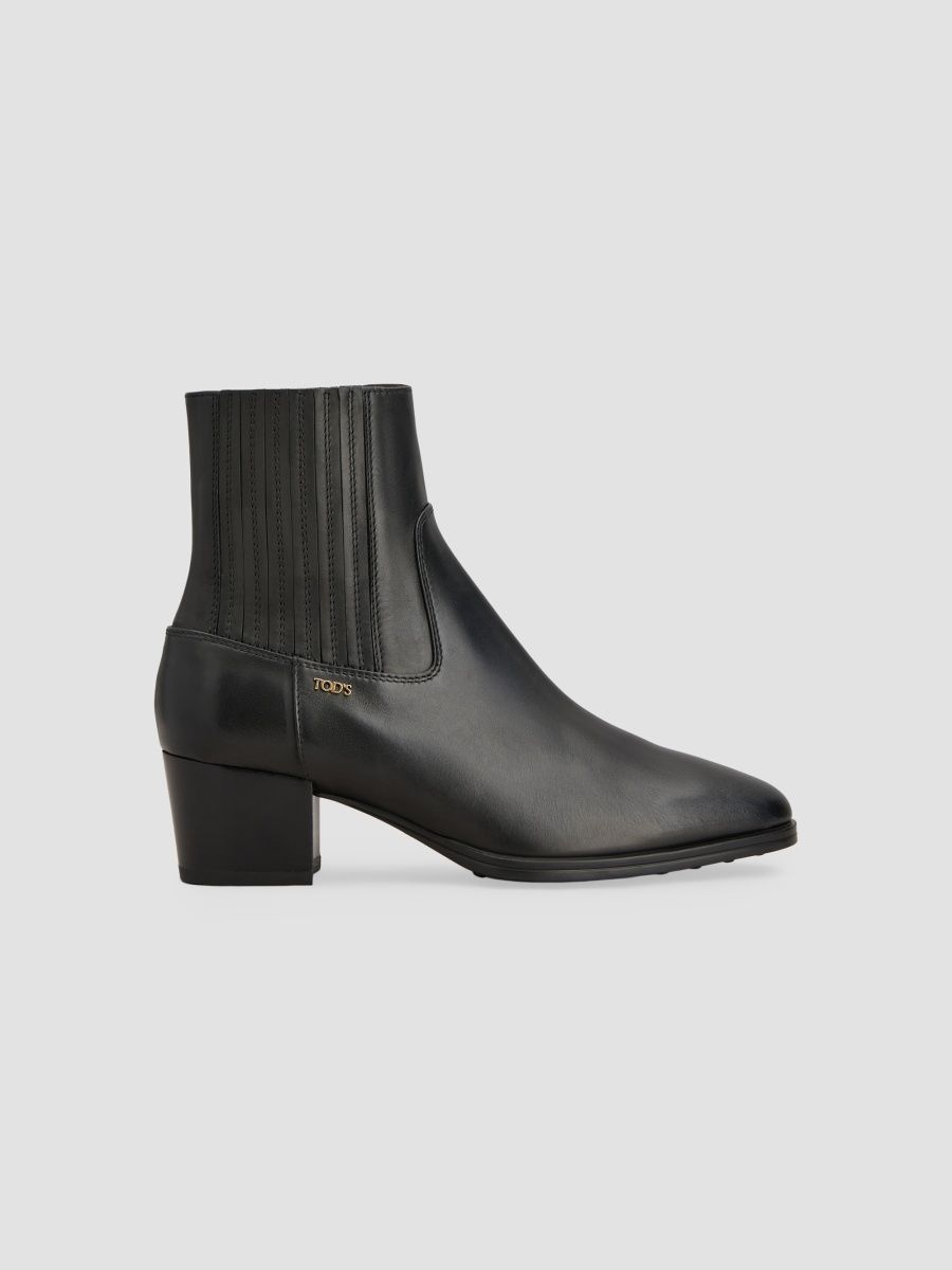 Tod's Women's 60MM Leather Boots - Nero - Size 10