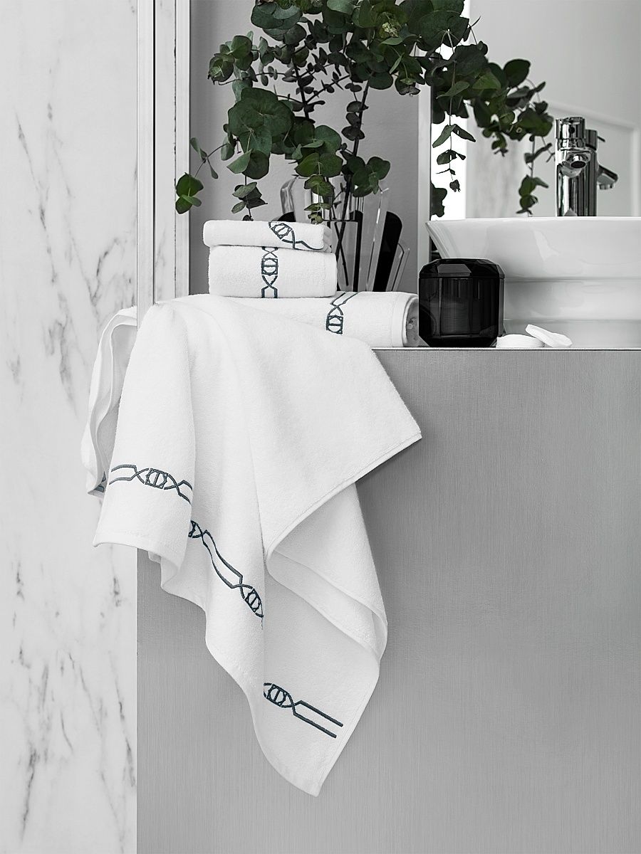 Sigman Towel Collection - White Graphite Grey - Size Bath Towel