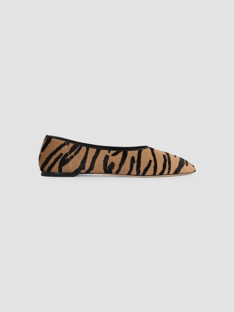 Toteme Women's Tiger-Print Calf Hair Ballerina Flats - Tiger - Size 9
