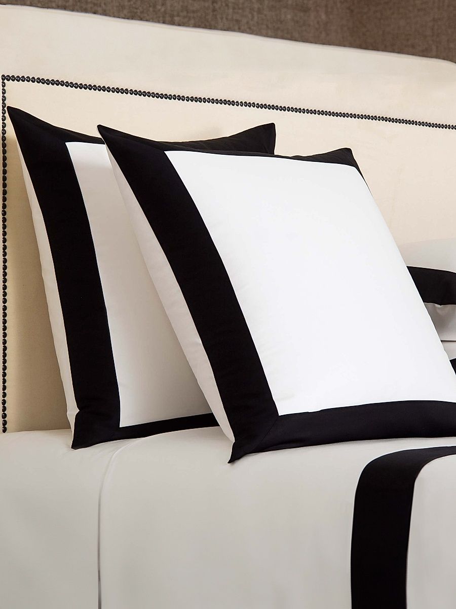 Bold Sham - Milk Savage - Size European